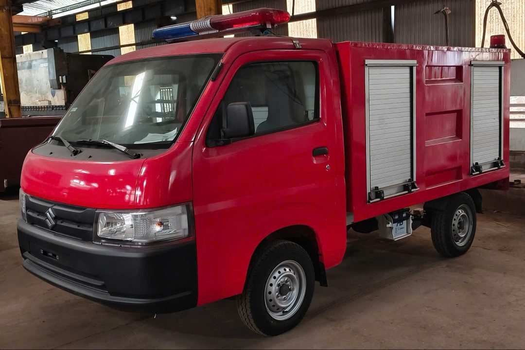 z6476431889350_8001d64b7d94c0fa86b5138312a3457e Xe cứu hỏa mini Khang minh